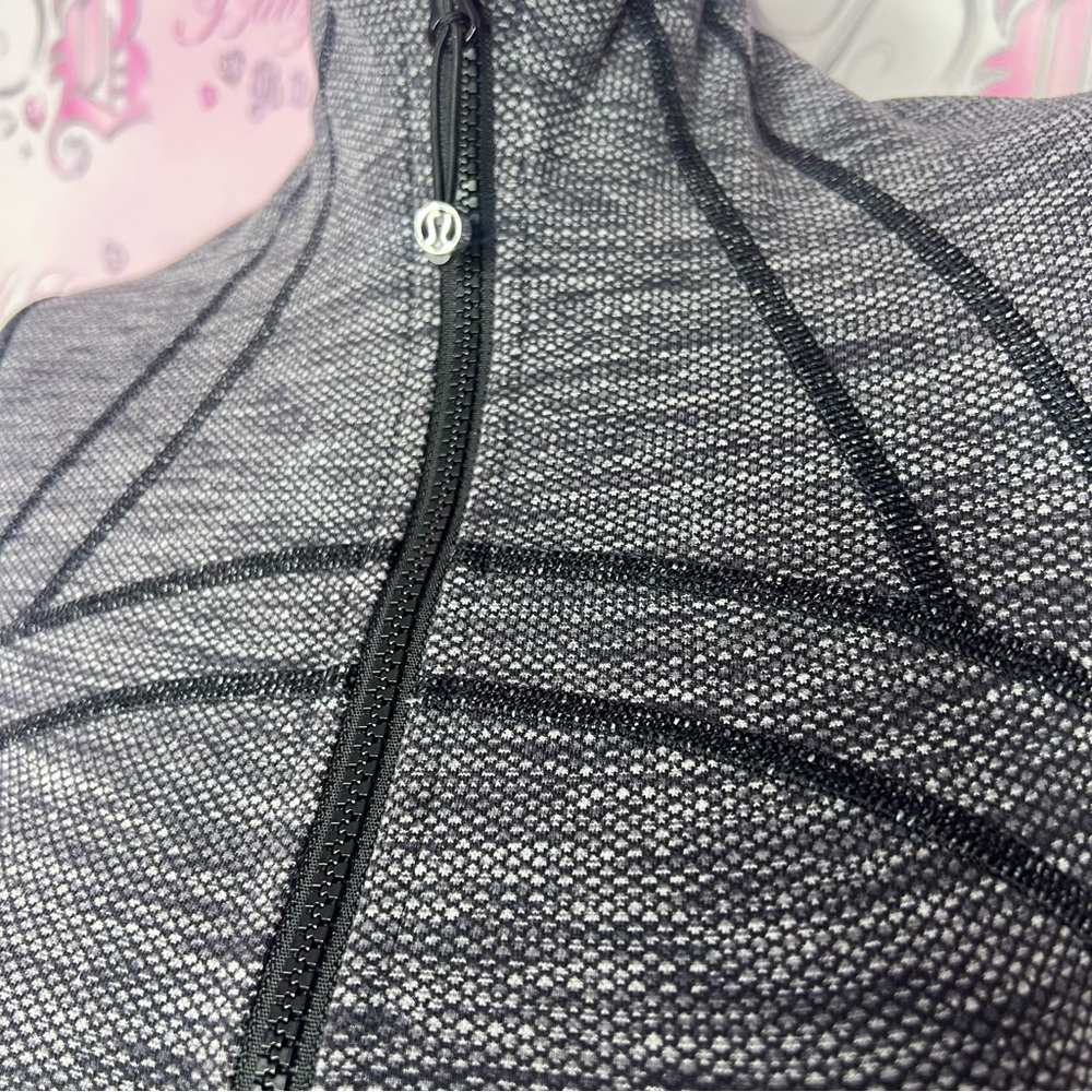 Lululemon define jacket heathered grey black spotted dotted pattern stretchy - Picture 4 of 10